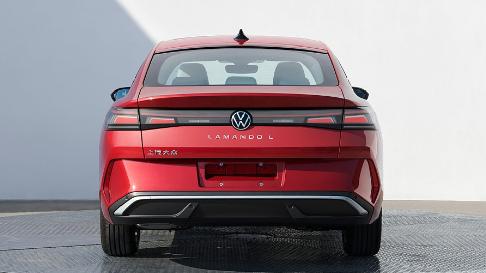 فولکس واگن لاماندو L